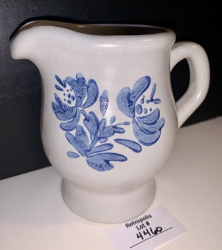 Pfaltzgraff yorktowne creamer - yorktowne,